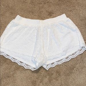Brand new Hollister soft short. Size small.